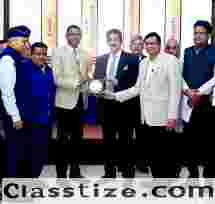 Sandeep Marwah Honored by Ambassador of Suriname at International Summit